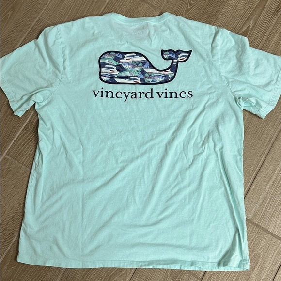Vineyard Vines Men's Light Green Short Sleeve Tee - Picture 4 of 6